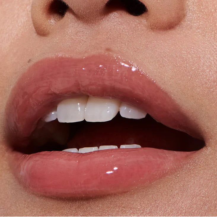 Lipstick Rhode Hailey Bieber.
